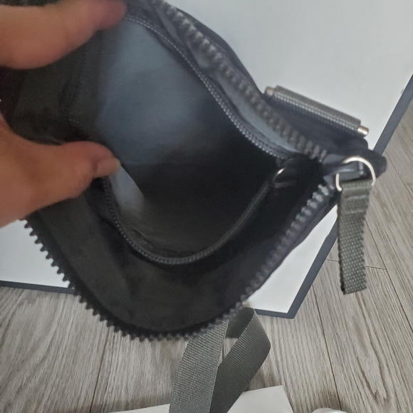 Prada Sling/Cross-body Bag - Picture 12 of 15